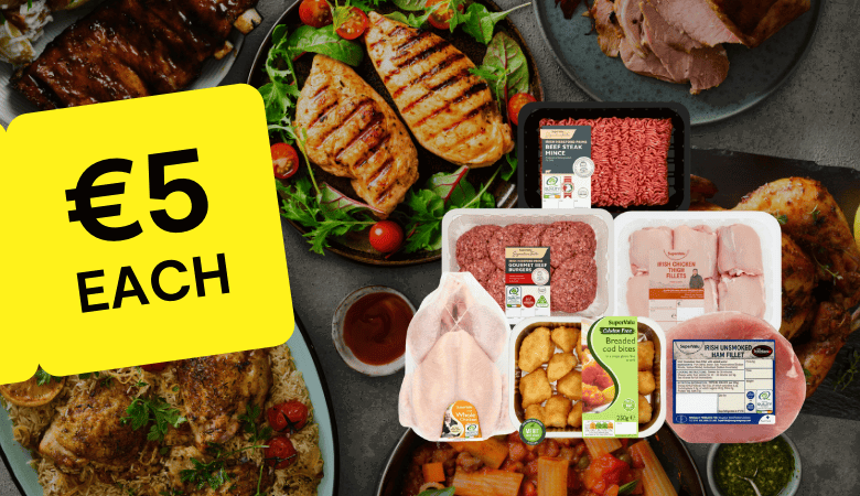 Images of chicken, beef & pork that are on offer at either 3 for €10 or 7 selected products on offer for a reduced price.