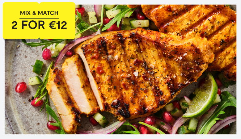 Promotion featuring family packs of meat 3 for €10