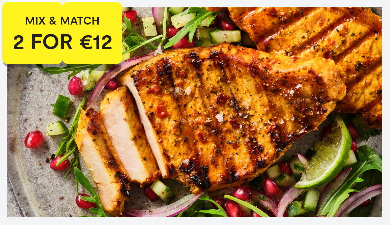 Promotion featuring family packs of meat 3 for €10